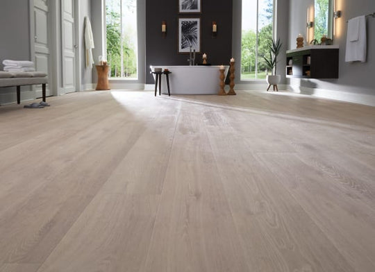 Chateau Leon in French Smoke Oak