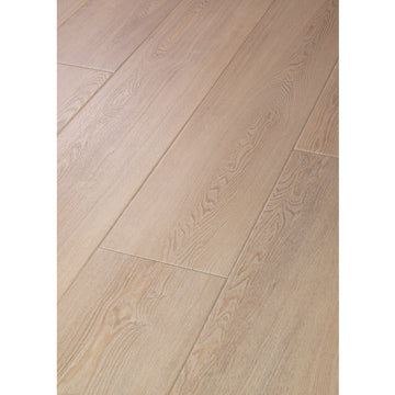 Flaxen Ash