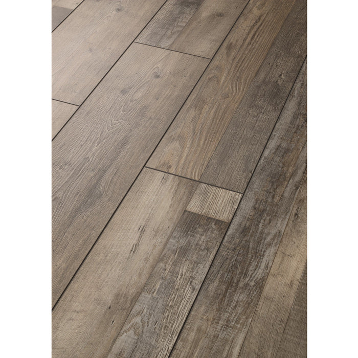 Shaw Industries in Coretec Originals Enhanced VV012 Luxury Vinyl